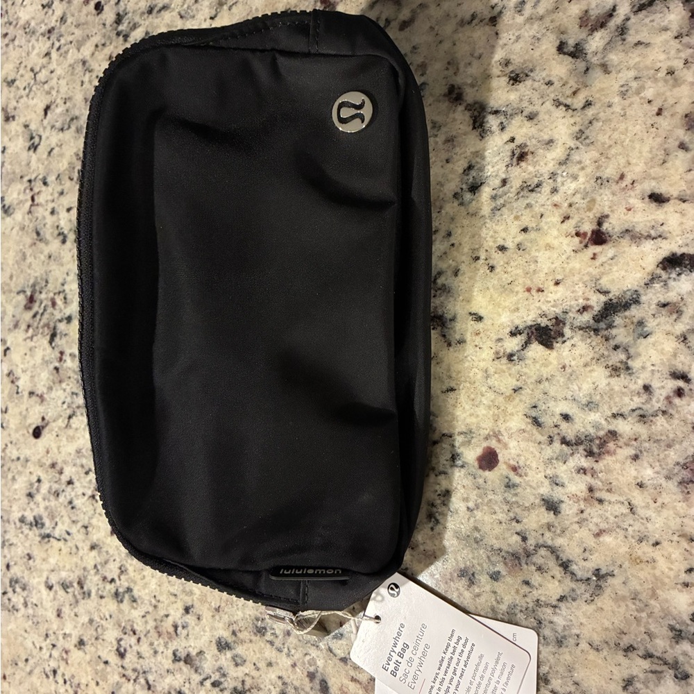 lululemon athletica Black Everywhere Bag